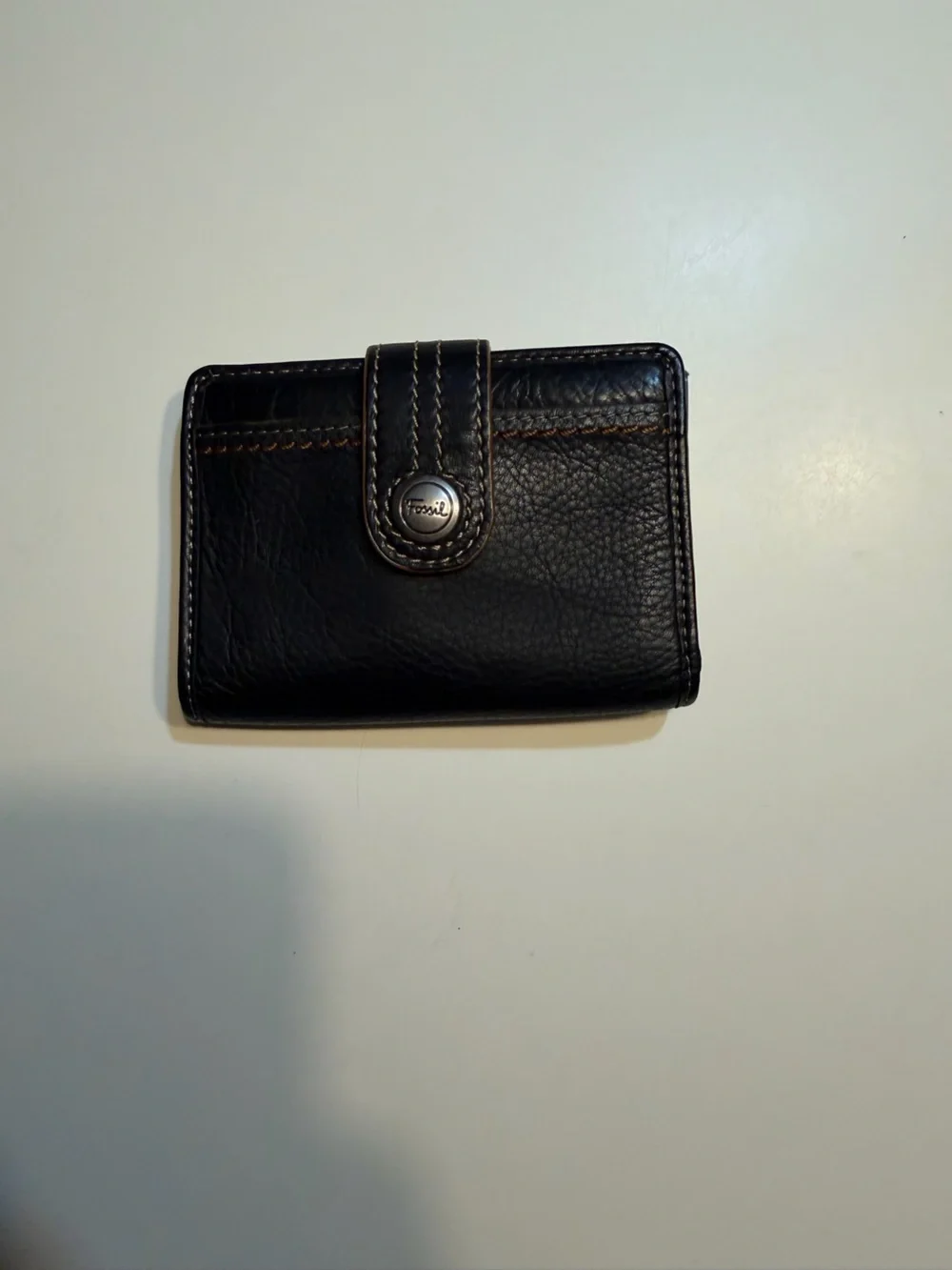 vintage Fossil black leather snap-closure wallet